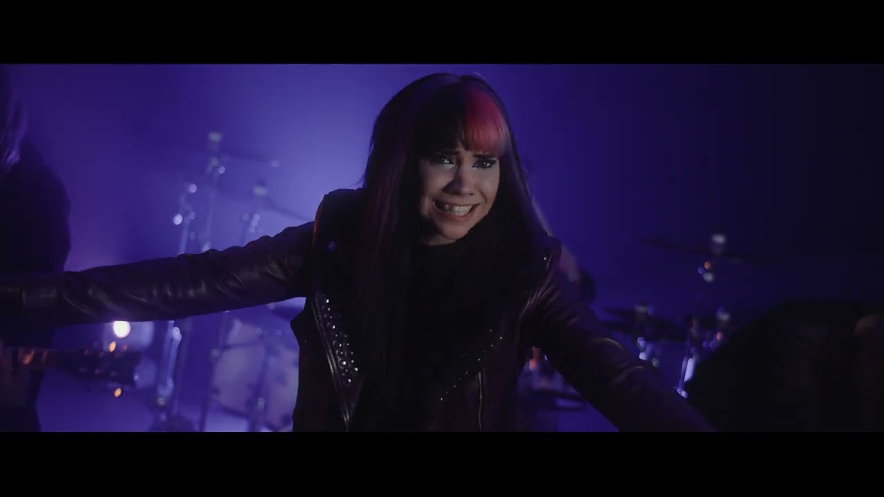 skarlett riot hold tight official music video